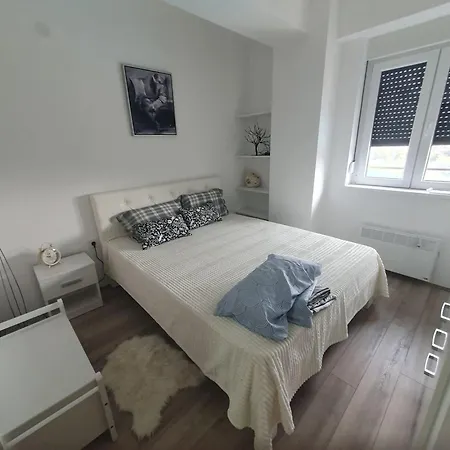 Akva Park Zoe A Apartman Jagodina